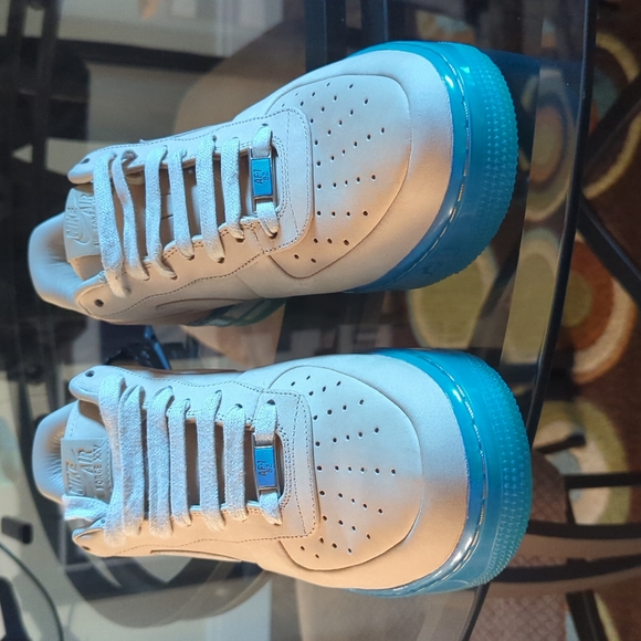 KOBE AF1 Supreme '07 - Picture 2 of 4